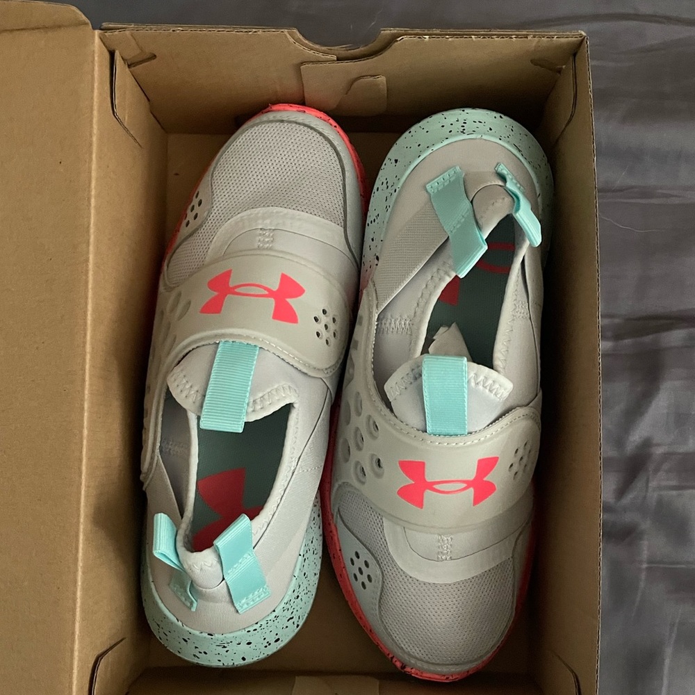 kids under armor shoes